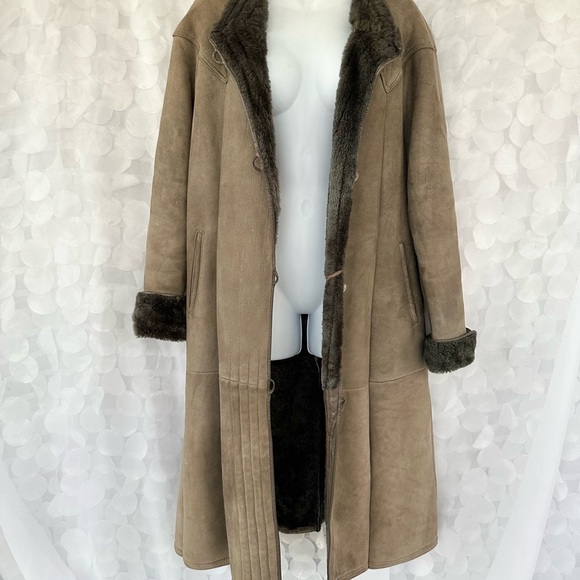 Vintage Women's Medium X LONG GENUINE Suede & Genuine Shearling Tan Afghan Coat - Picture 2 of 16